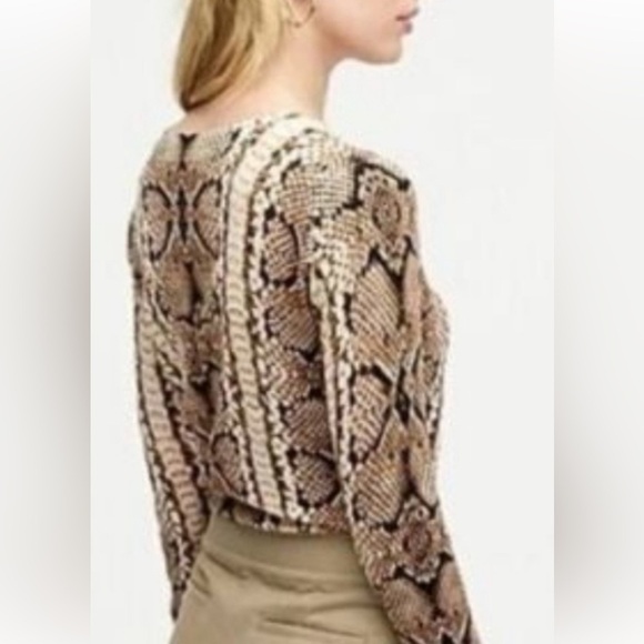 J. Crew Merino Wool snake print Tippi sweater. Size Medium - Picture 4 of 7